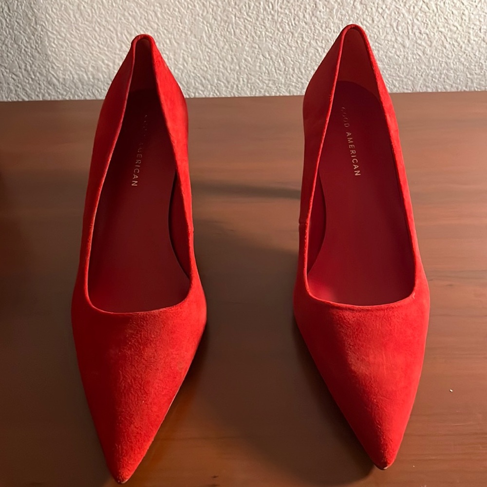 Good American Brand Pumps Red Genuine Suede size 8